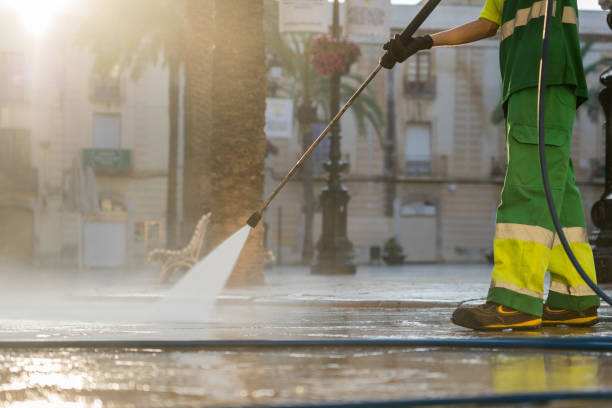 Best Garage Pressure Washing  in Lampeter, PA